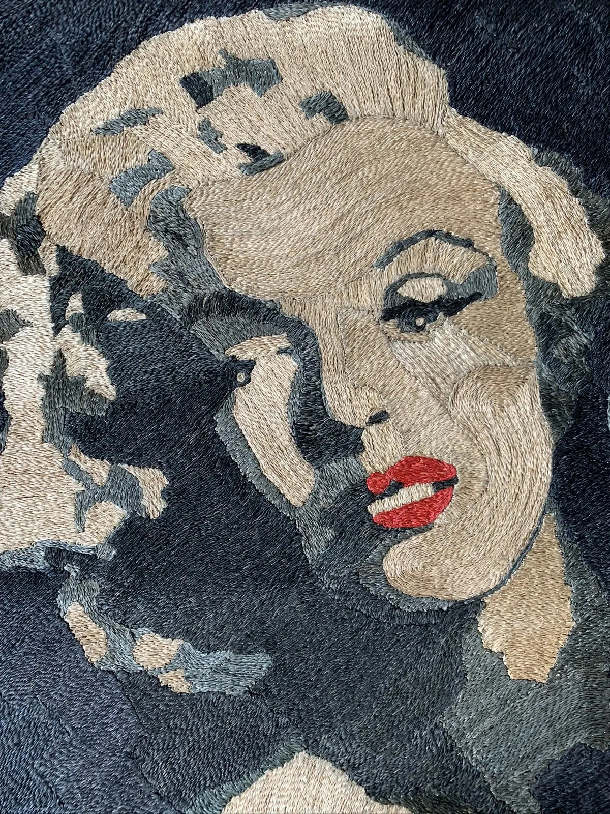 Figure abaca rug