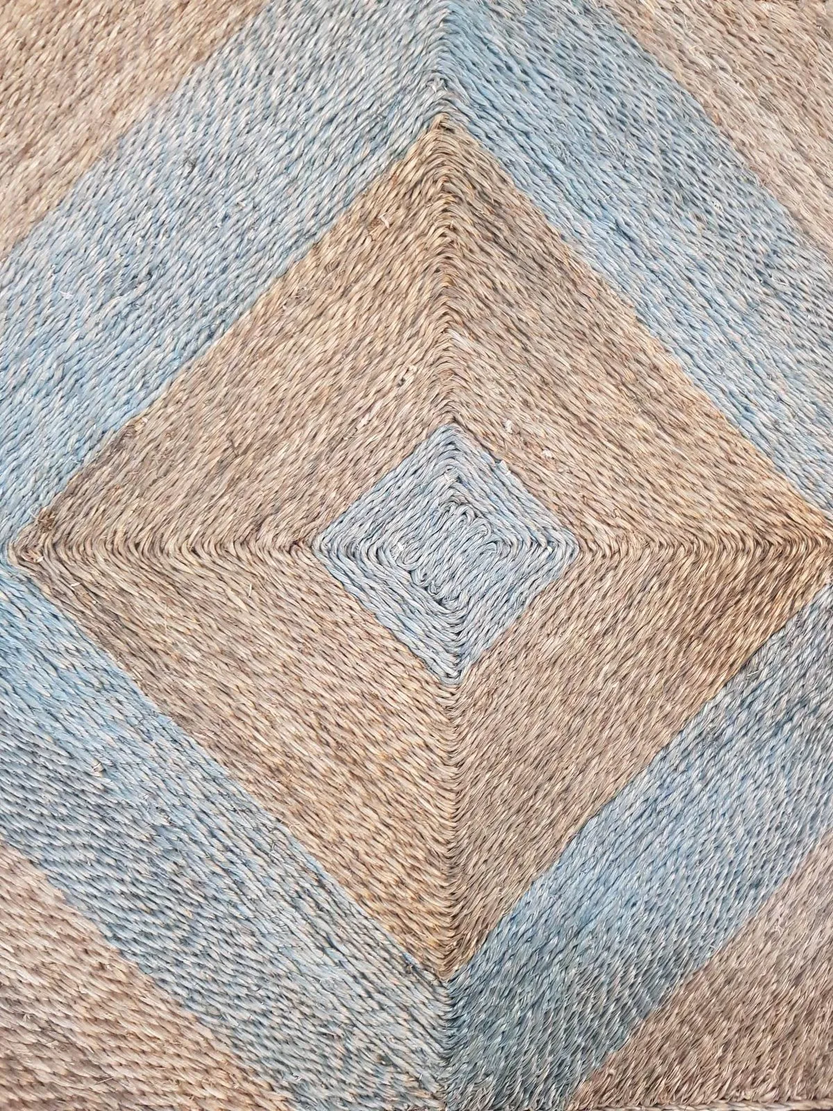 Saint Martin abaca rug
