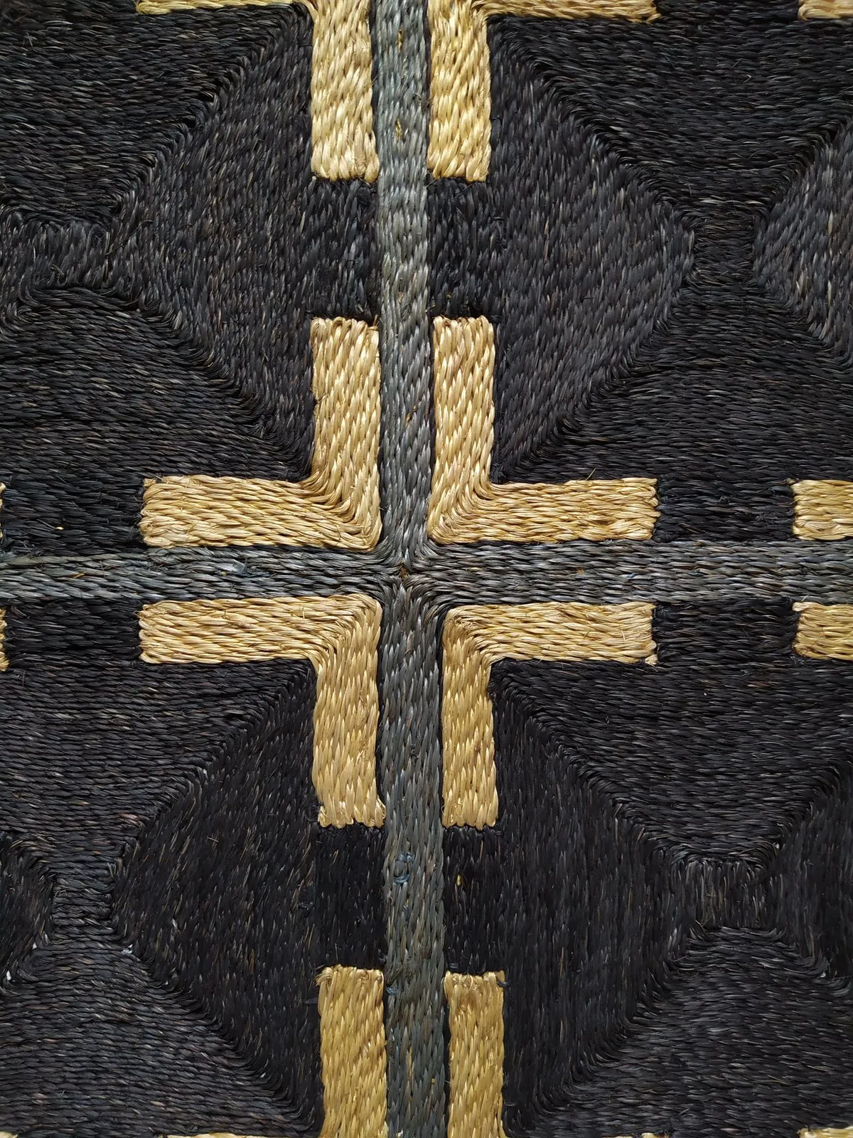 Square Bracket abaca rug